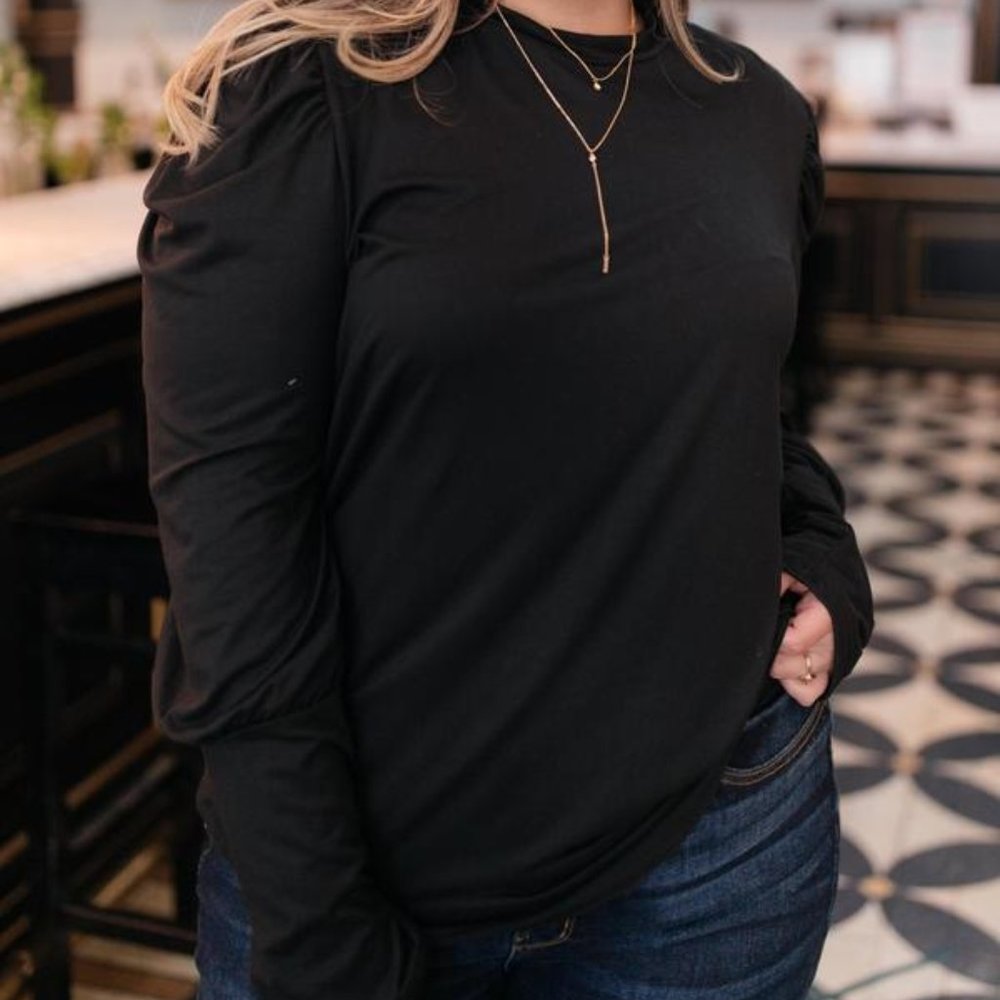 Copy of A Little Puff In Your Sleeve in Black